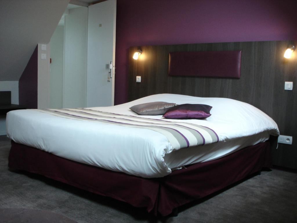Logis Hotel Spa Restaurant Au Site Normand Clécy Rom bilde