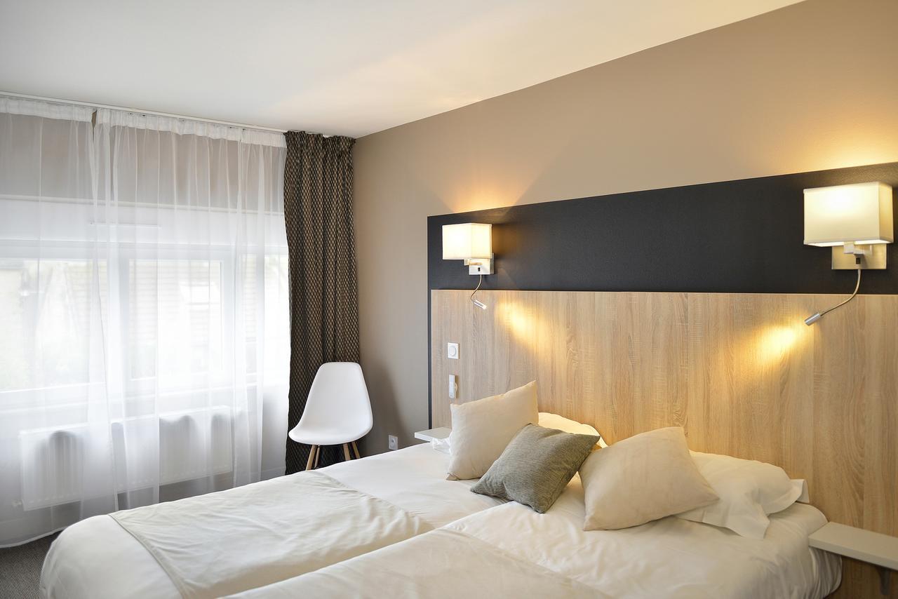 Logis Hotel Spa Restaurant Au Site Normand Clécy Eksteriør bilde
