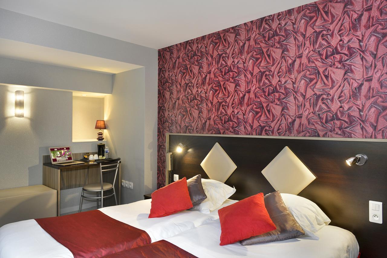 Logis Hotel Spa Restaurant Au Site Normand Clécy Eksteriør bilde
