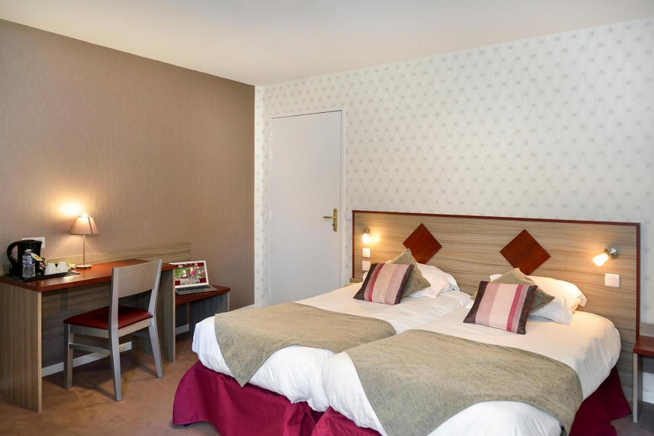 Logis Hotel Spa Restaurant Au Site Normand Clécy Eksteriør bilde